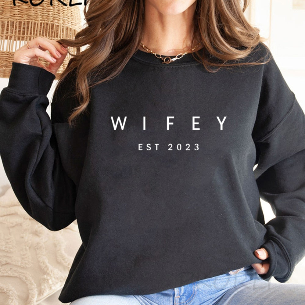 Black Wifey Est 2023 sweatshirt